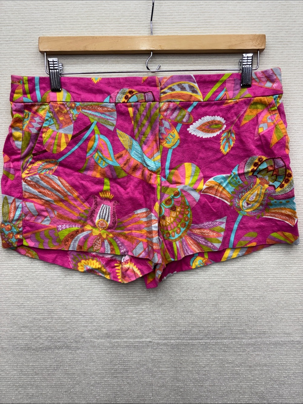 Trina Turk | summer 2015 Women’s Pink Floral Print Casual Shorts 10